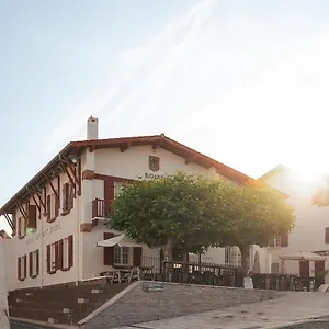 https://auberge-koskenia.biarritzhotels.info