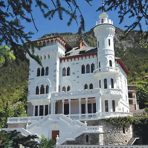 Aparthotel Chateau Des Magnans By Nevesol