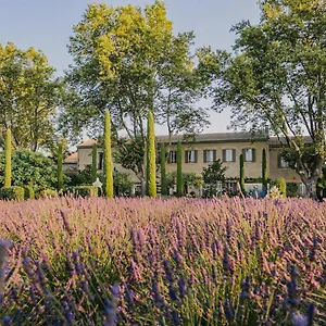 https://clos-saint-esteve.aixenprovencehotels.org